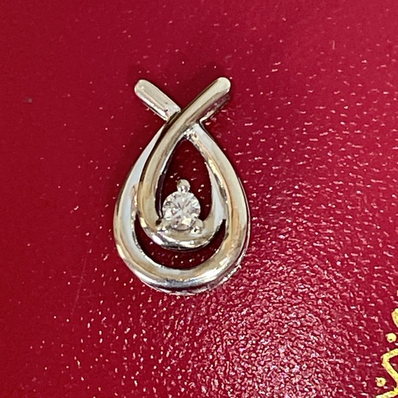 Solid 10K White Gold Natural Round Cut Diamond Solitaire Pendant for Necklace - Picture 12 of 13